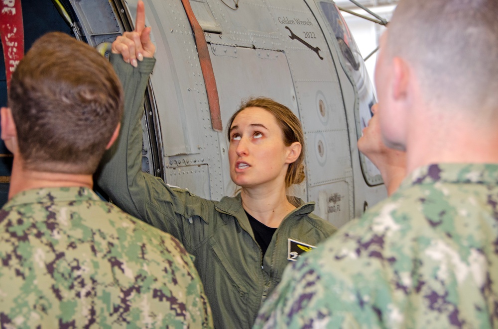 Future Naval Aviators Tour HSM-71