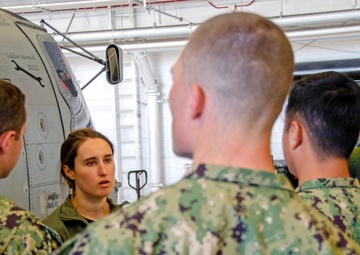 Future Naval Aviators Tour HSM-71