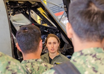 Future Naval Aviators Tour HSM-71