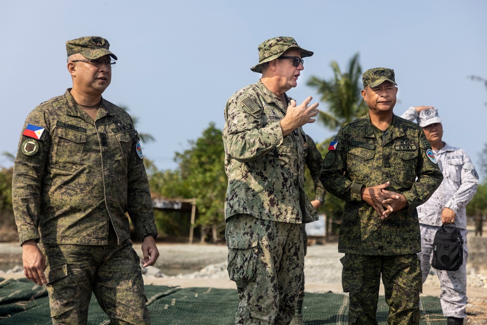 AFP General visits Camp Casiguran; Beach Offload continues in preparation for Balikatan 23