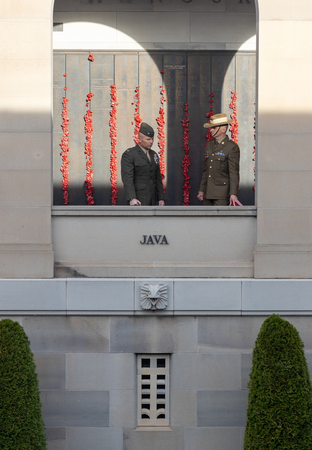 Marines with MRF-D 23.3 visit the Australian War Memorial