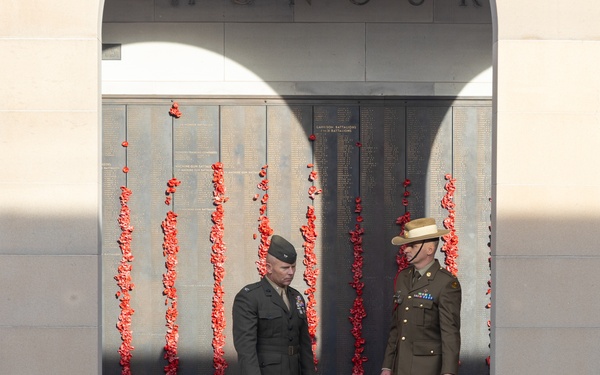 Marines with MRF-D 23.3 visit the Australian War Memorial