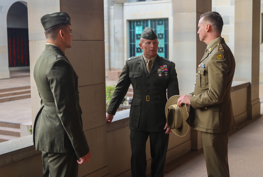 Marines with MRF-D 23.3 visit the Australian War Memorial