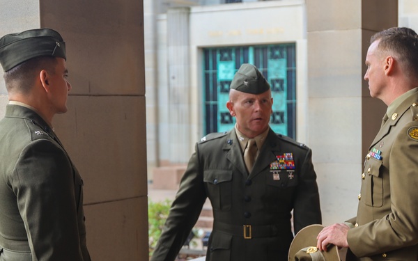 Marines with MRF-D 23.3 visit the Australian War Memorial