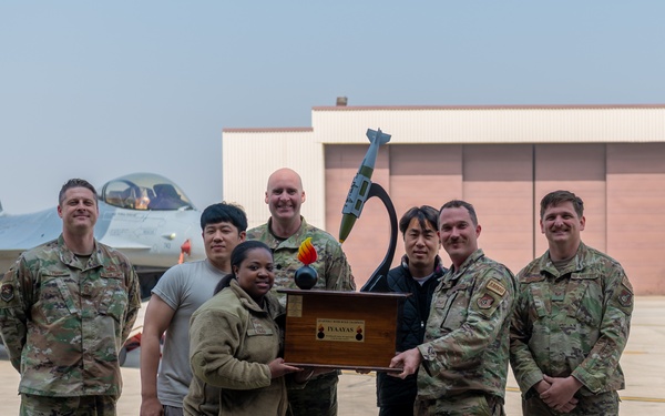 Osan Airmen participate in load crew comp