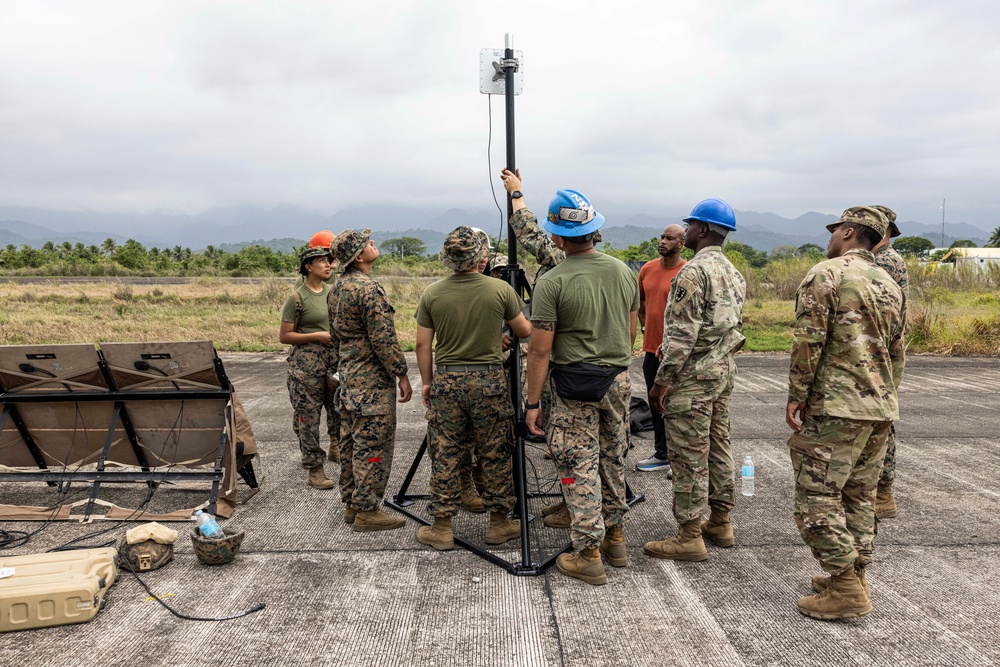 DVIDS - Images - CJLOTS fill a SUBMAT and rehearse for offload in ...