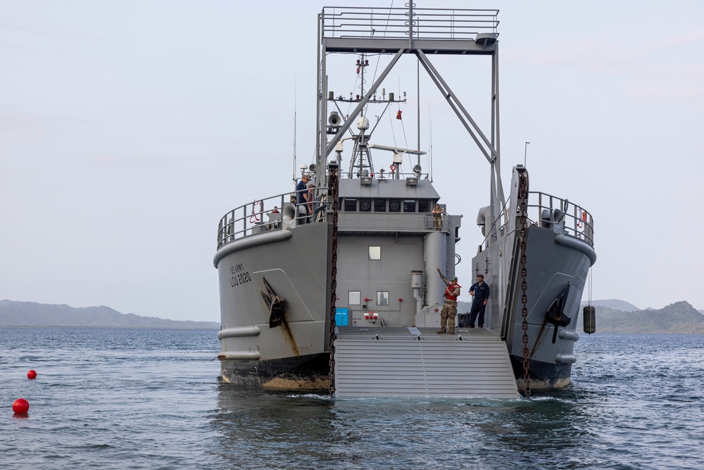 CJLOTS fill a SUBMAT and rehearse for offload in Preparation for Balikatan 23