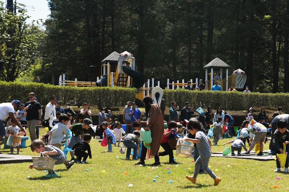 Yokota kids find Easter fun at Tama Hills