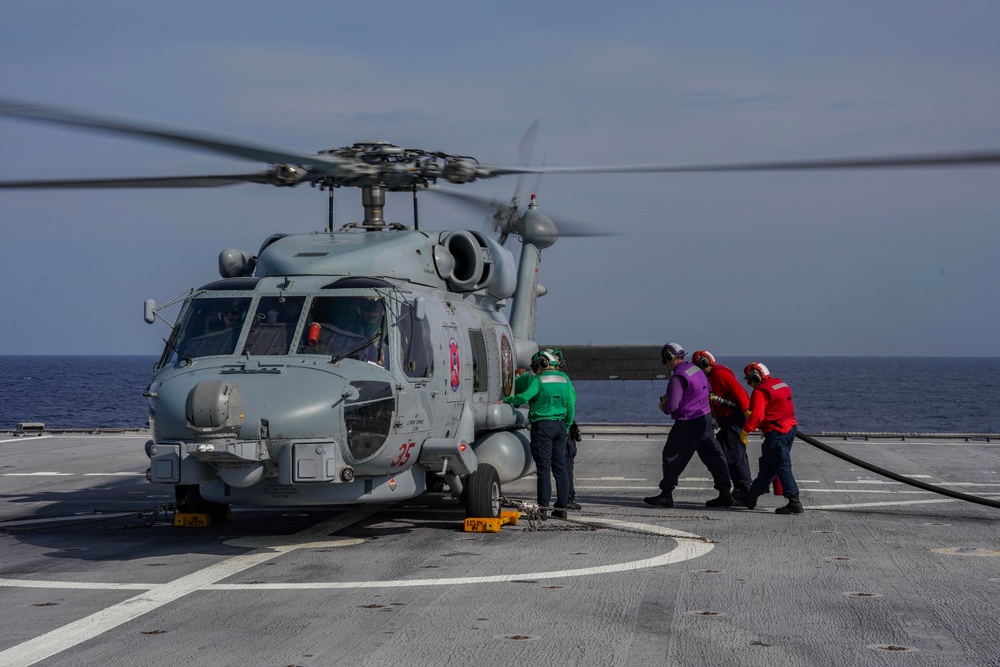 USS OAKLAND CONDUCTS FLIGHT OPERATIONS