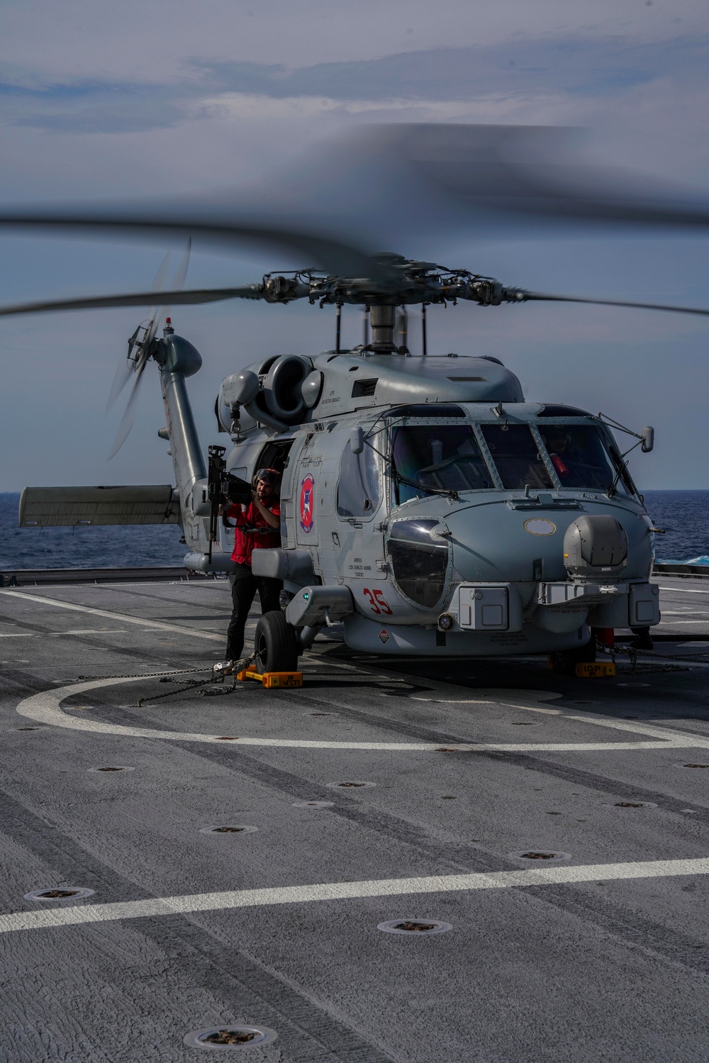 USS OAKLAND CONDUCTS FLIGHT OPERATIONS