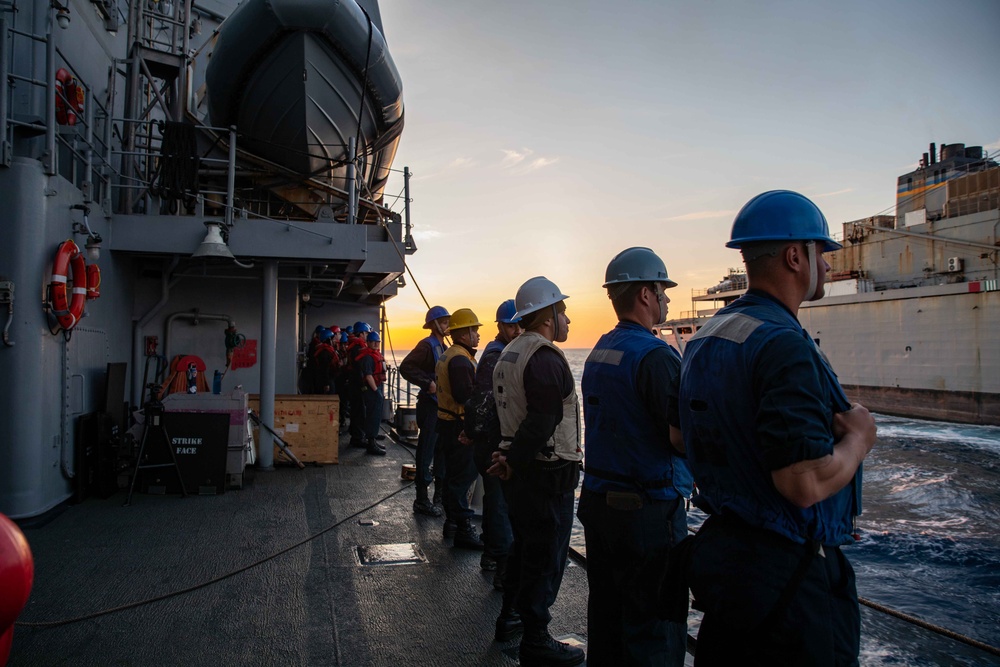 USS Leyte Gulf (CG 55) Daily Operations