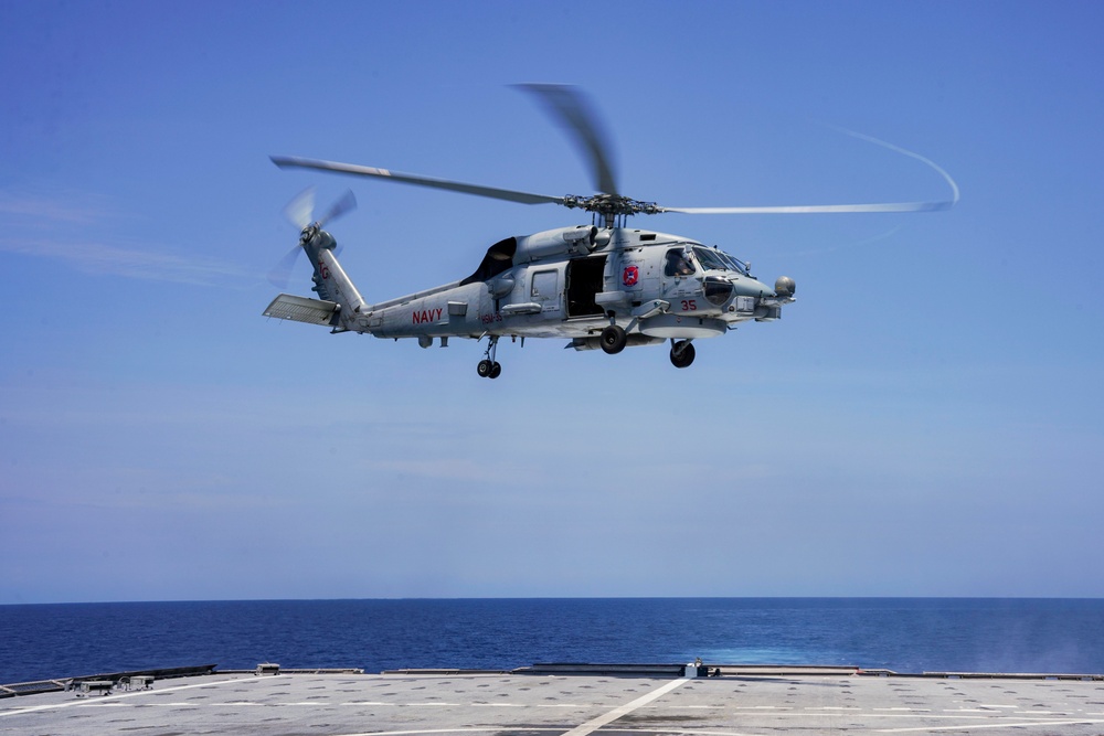 USS OAKLAND CONDUCTS FLIGHT OPERATIONS