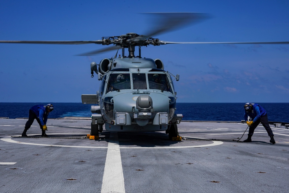 USS OAKLAND CONDUCTS FLIGHT OPERATIONS