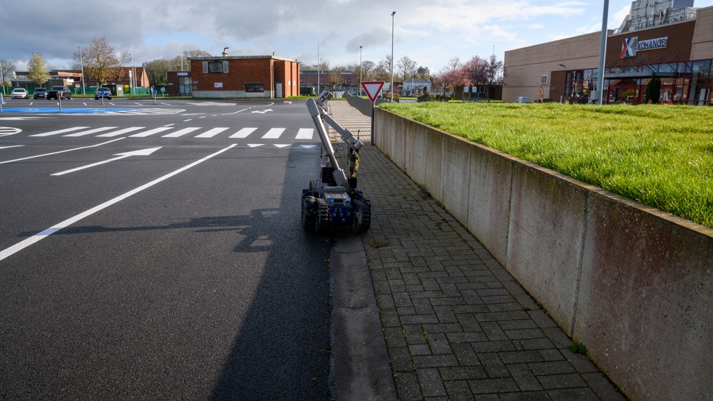 Suspicious Package Training -Directorate of Emergency Services- USAG Benelux