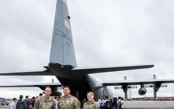 Connecticut National Guard recruiters give joint tours