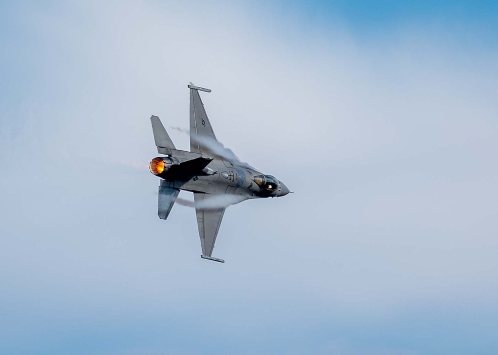 Viper Demonstration Team practices over Shaw