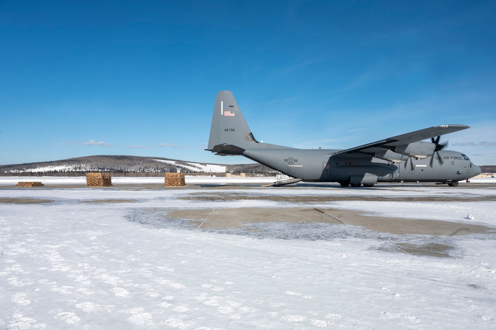 19 AW delivers Rapid Global Mobility during JPMRC-Alaska 23-02