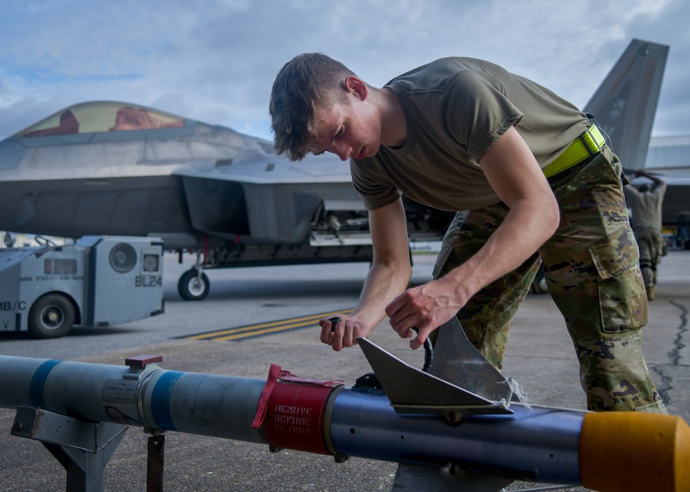 Raptor weapons crews compete one last time