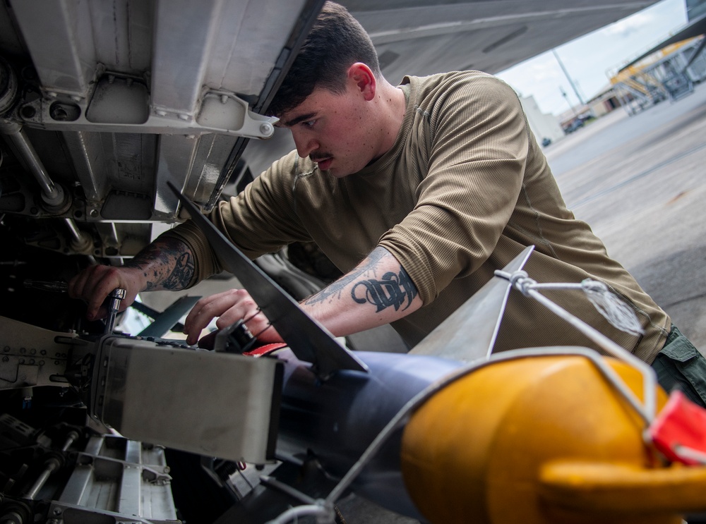 Raptor weapons crews compete one last time
