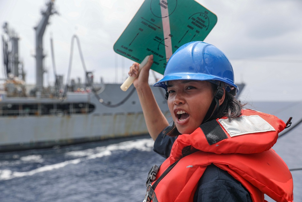 USS Milius (DDG 69) Conducts Underway Replenishment with USNS Tippecanoe (T-AO 199)