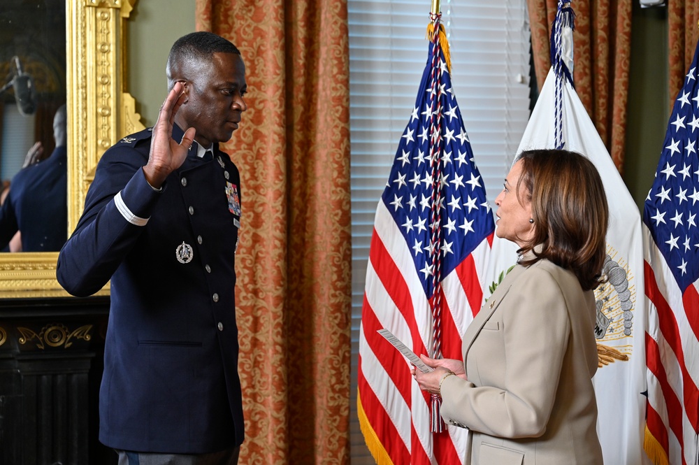 Vice President Harris promotes Brig. Gen. Middleton