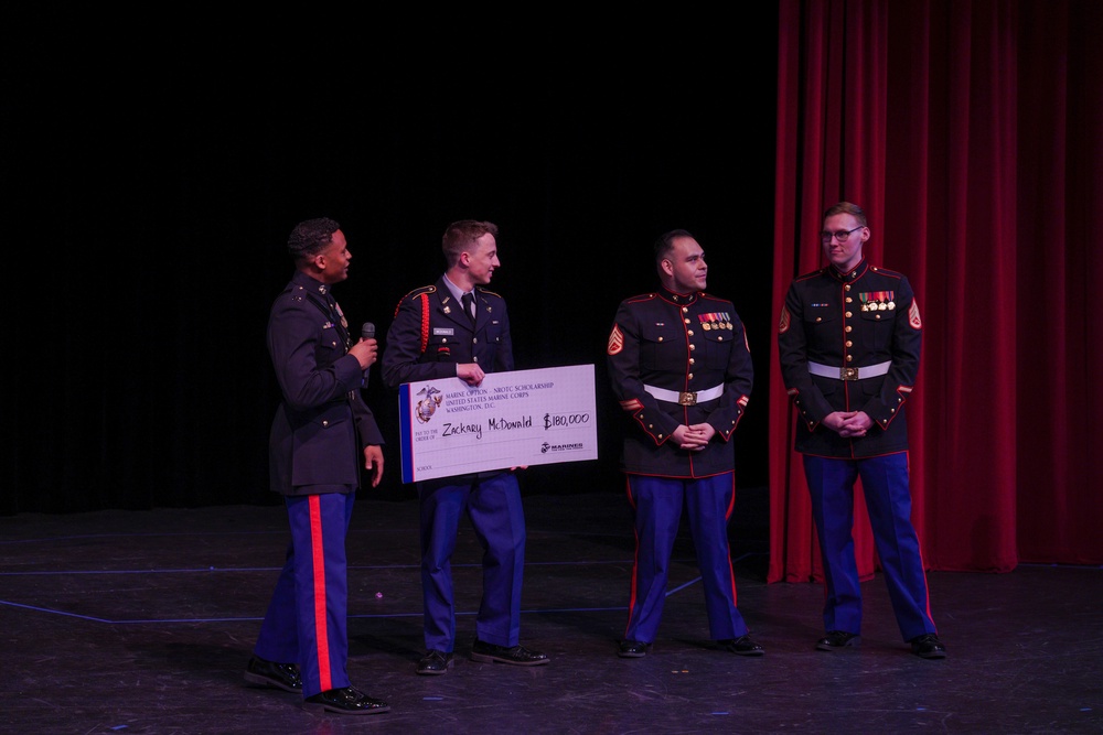 Oregon City High School Student receives NROTC Scholarship