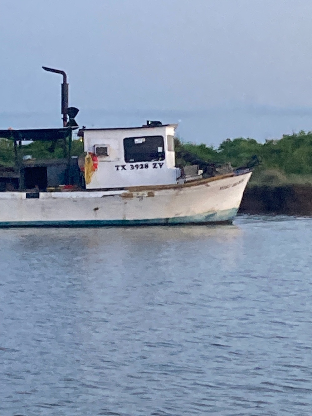 Coast Guard, good Samaritan rescue 3 from aground oyster boat near Sargent, Texas