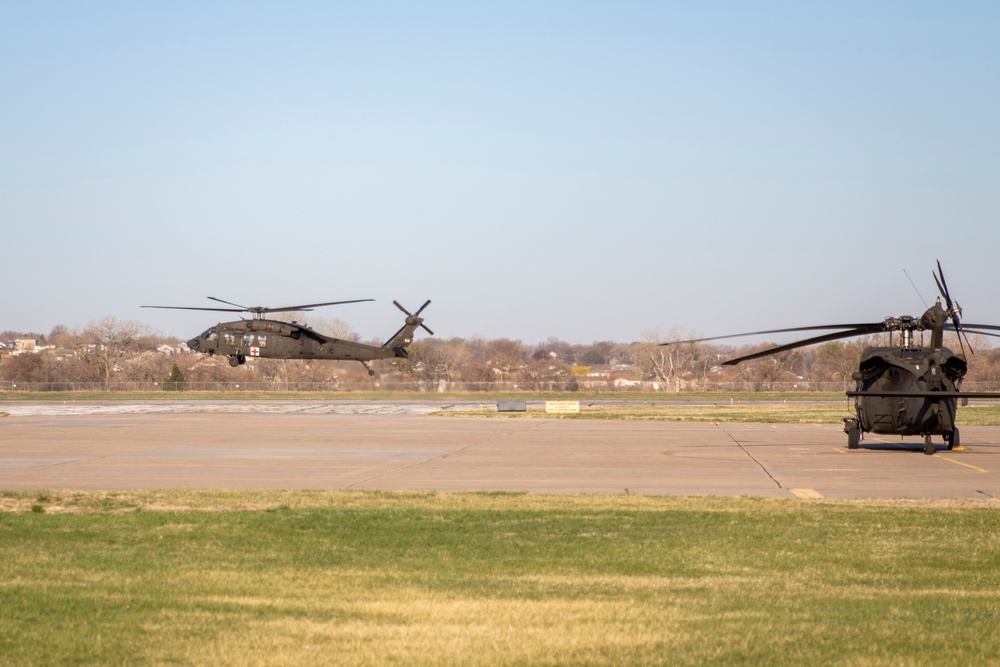 Nebraska UH-60 Blackhawks depart for wildfire response support