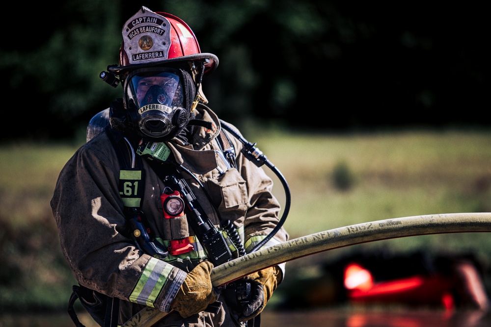 DVIDS Images Aircraft Rescue and Firefighting Marines train with