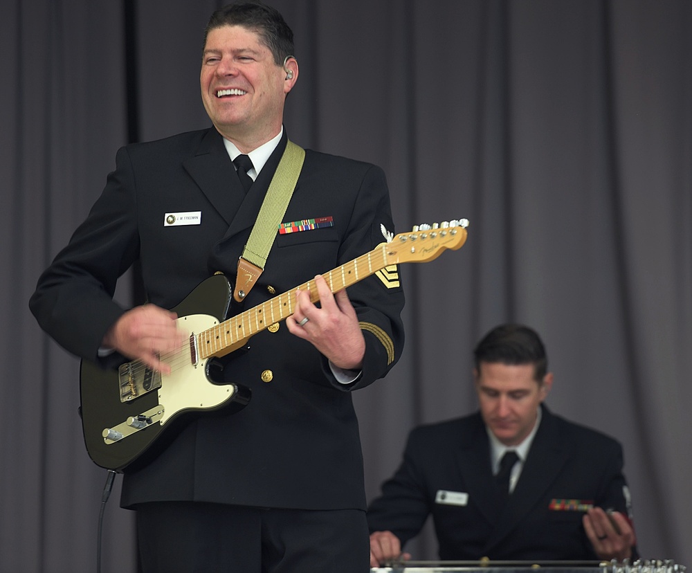 US Navy Band Country Current Performs at Lothian Elementary School