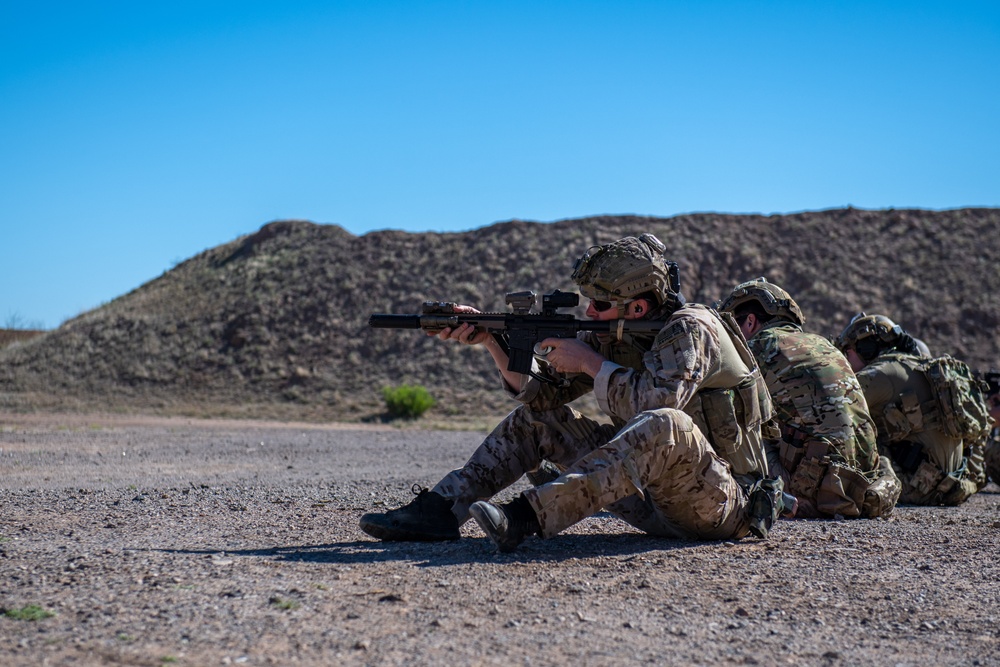 306th Rescue Squadron pararescuemenrefine weapons marksmanship