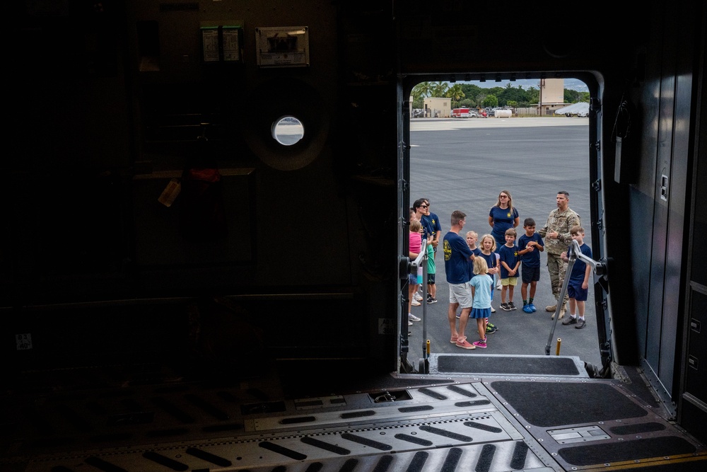 Cub Scouts tour a C-17