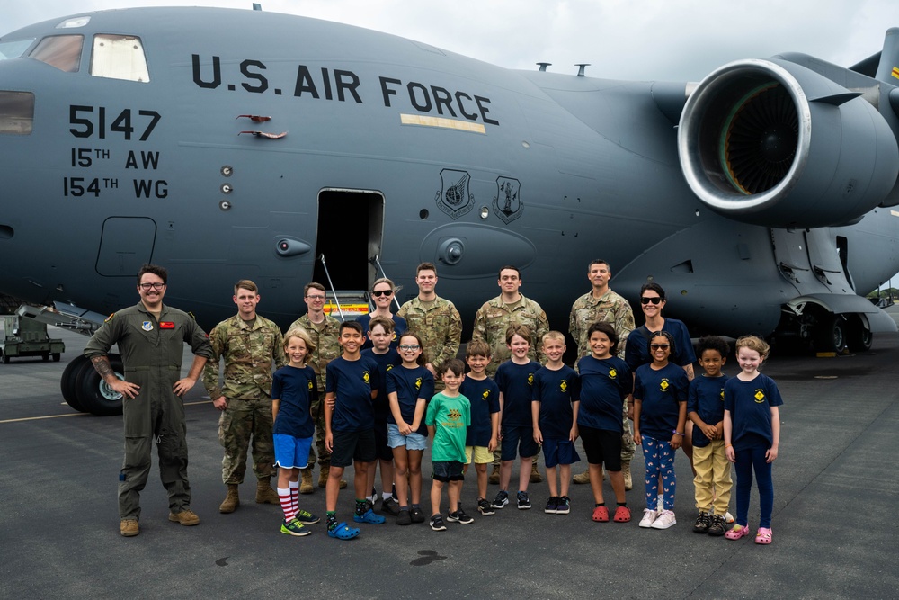 Cub Scouts tour a C-17