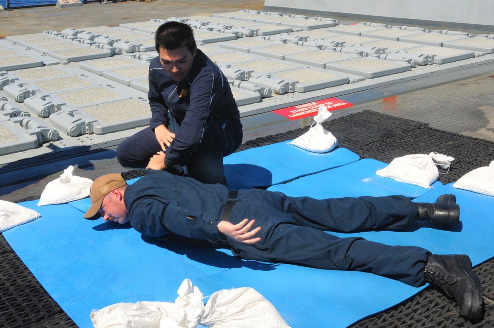 USS William P. Lawrence (DDG 110) Conducts Force Protection Course