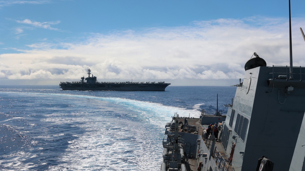 USS William P. Lawrence (DDG 110) Conducts Replenishment-at-Sea with USS Carl Vinson (CVN 70)