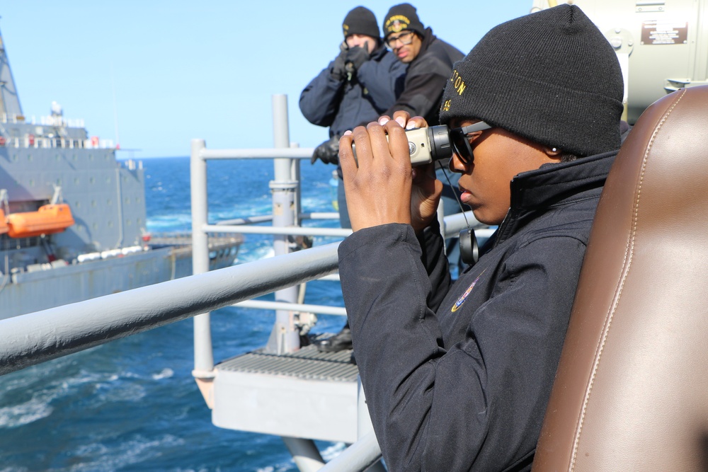 USS Princeton (CG 59) Conducts Replenishment-at-Sea with USNS Pecos (T-AO 197)