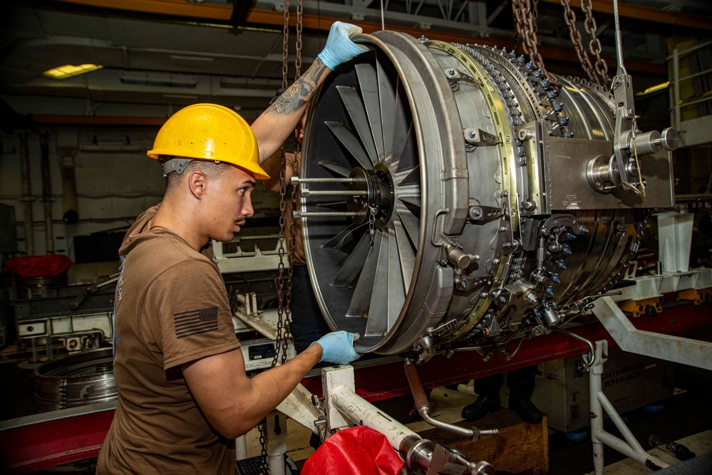 DVIDS - Images - Sailor Transports Engine Fan [Image 19 of 19]