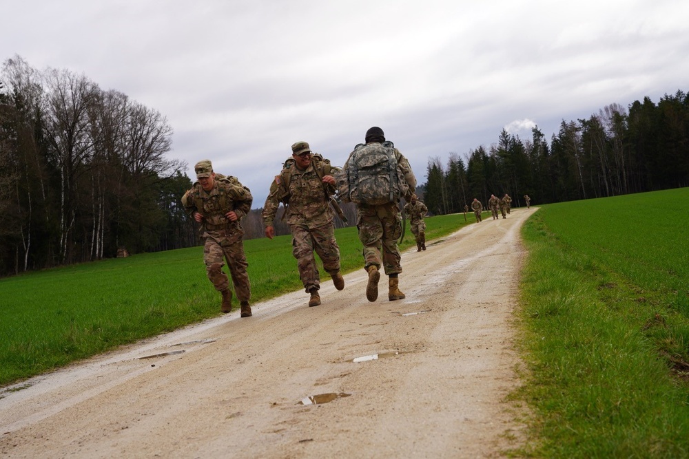 US, German service members ruck for Freihung partnership