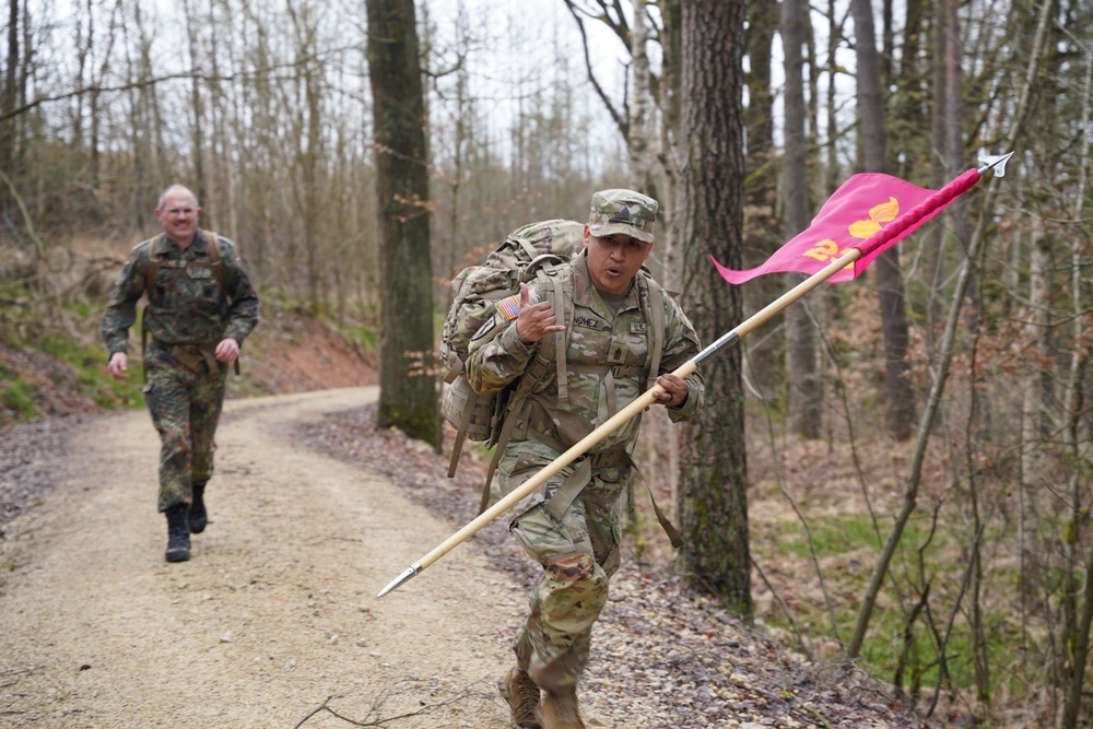 US, German service members ruck for Freihung partnership