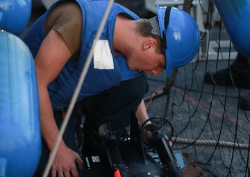 U.S., France, UK Complete Counter-Mine Exercise in Arabian Gulf