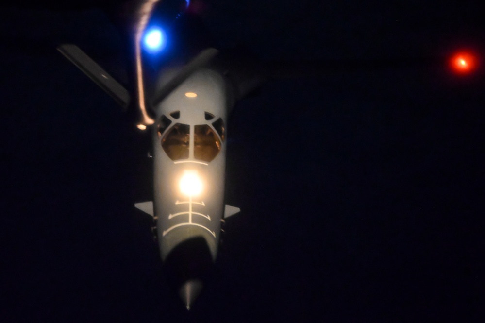 B-1 Lancers Fly within CENTCOM AOR