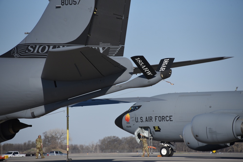KC-135 prep for take off
