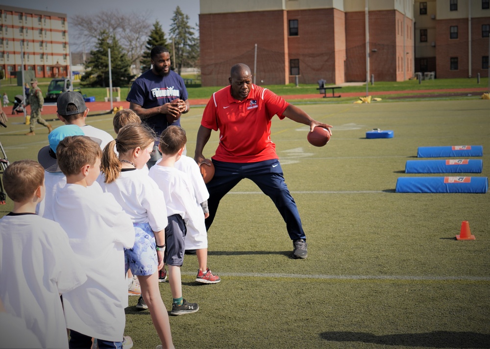 New England Patriots Alumni Put On Football Clinic At NS Newport