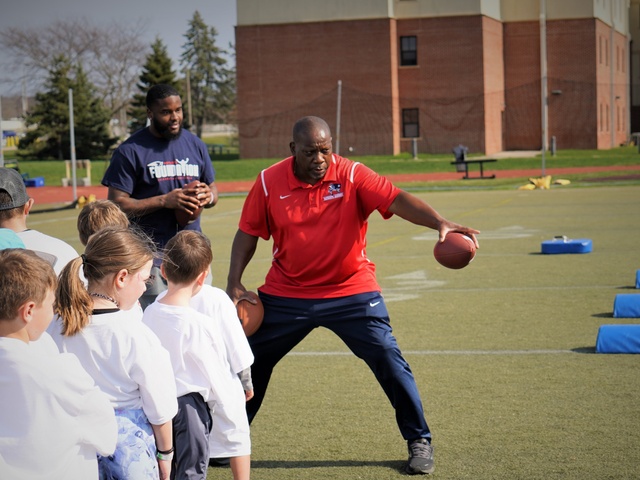 New England Patriots Alumni Put On Football Clinic At NS Newport