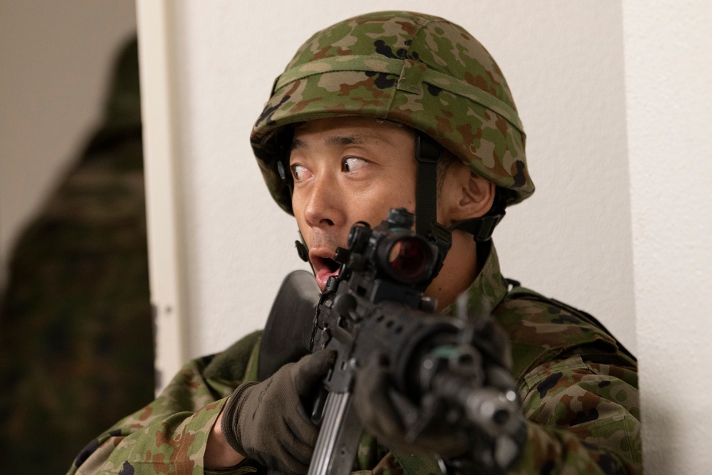 USAF, JGSDF, JASDF conduct close-quarters combat training