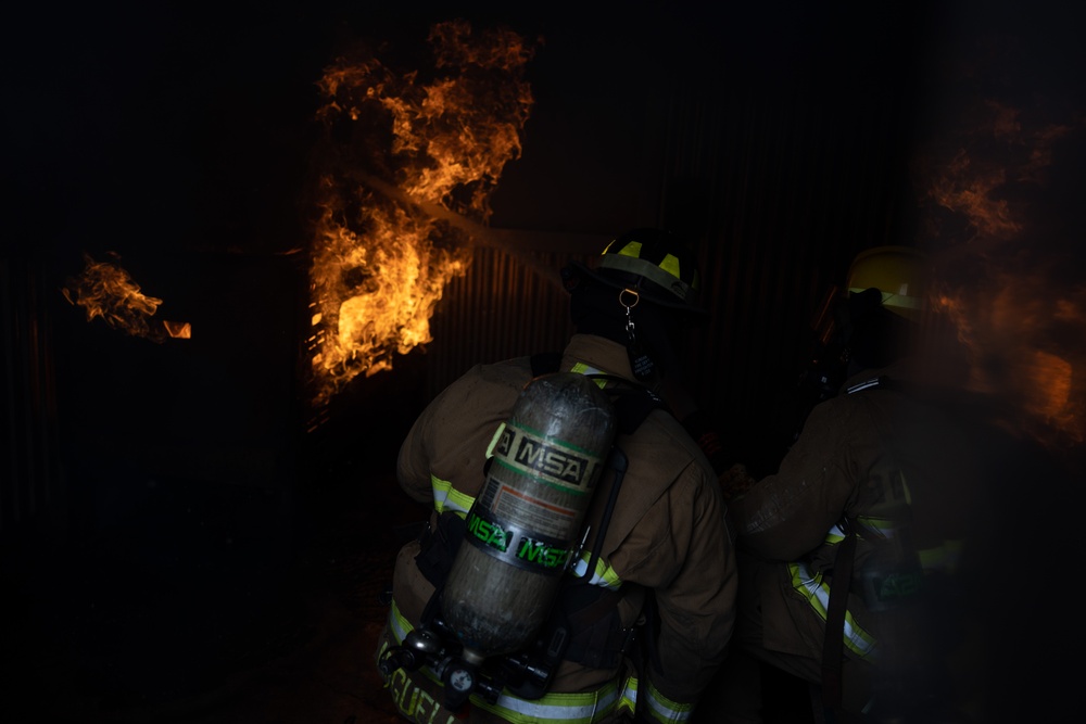 MWSS-172 AND 8 CES JOINT FIRE TRAINING