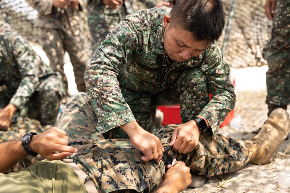 Balikatan 23 | U.S. Navy Corpsmen, Philippine Marines practice TCCC in Santa Juliana, Philippines