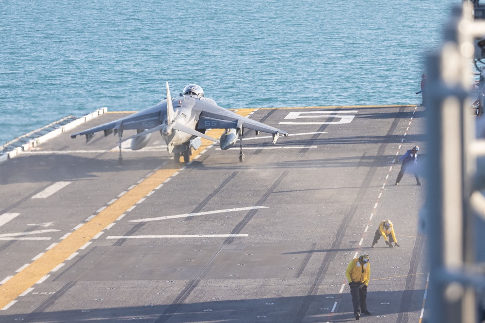 26 MEU Harriers Conduct Deck Landing Qualifications Aboard USS Bataan