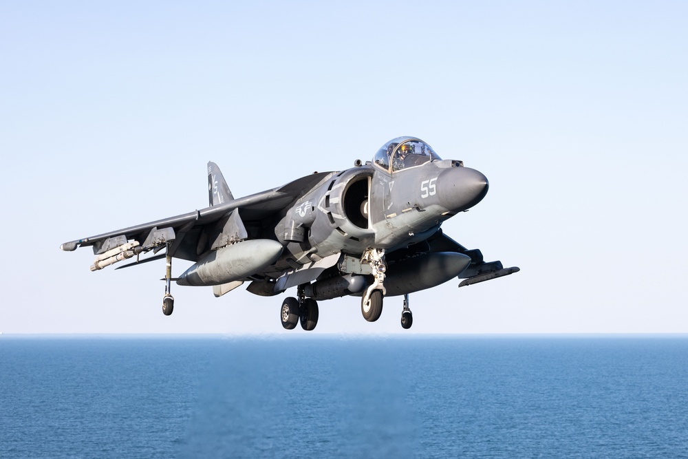 26 MEU Harriers Conduct Deck Landing Qualifications Aboard USS Bataan