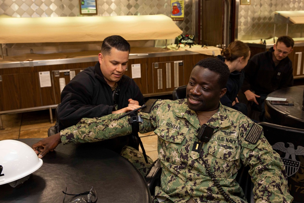 USS Abraham Lincoln conducts TCCC training